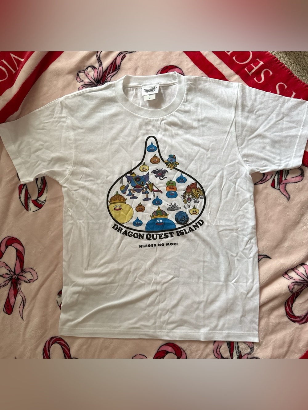 NWOT Japan White Dragon Quest Island unisex cotton shirt M